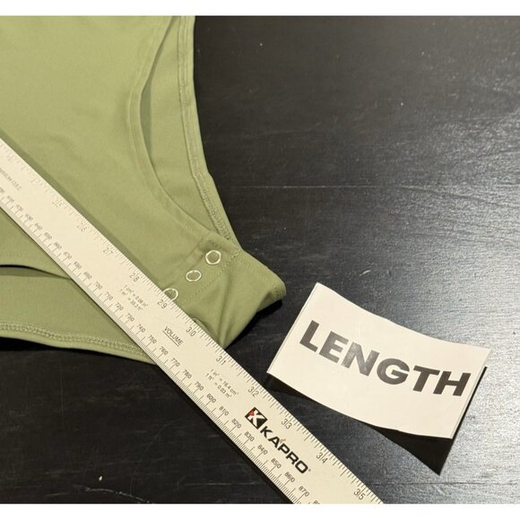 NWT ReoRia Sage Green Sleeveless Bodysuit w/ Shoulder Pads Plus Womens Size 2XL - Picture 10 of 11